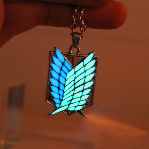 ATTACK ON TITAN GLOWING SURVEY CORPS NECKLACE